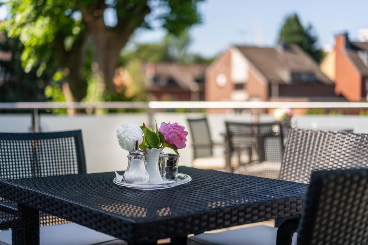 Hotel Frechener Hof Екстериор снимка