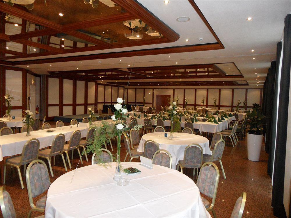 Hotel Frechener Hof Екстериор снимка